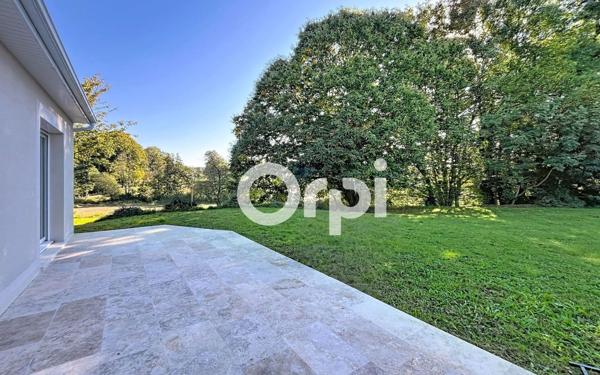 Maison à vendre    5 pièces •  Sadroc