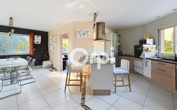 Maison à vendre    5 pièces •  Sadroc