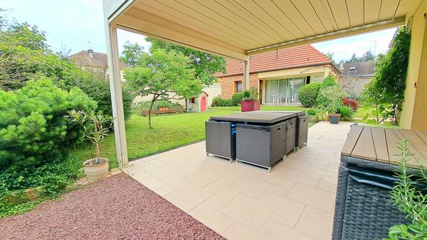 Magnifique maison 190 m2 + Dependance 35 m2