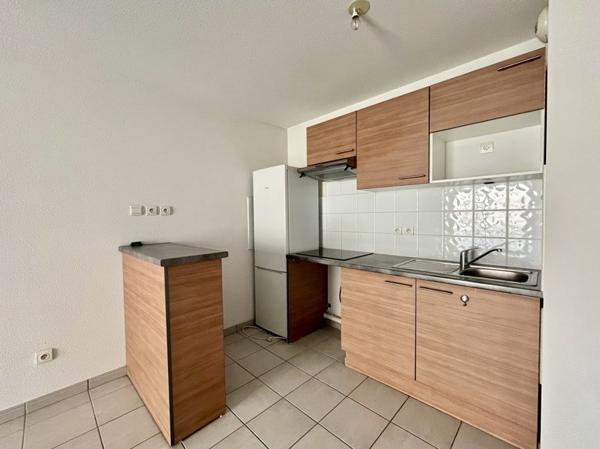 Appartement à louer 890 € CC Lormont 3 p 62 m² DPE B