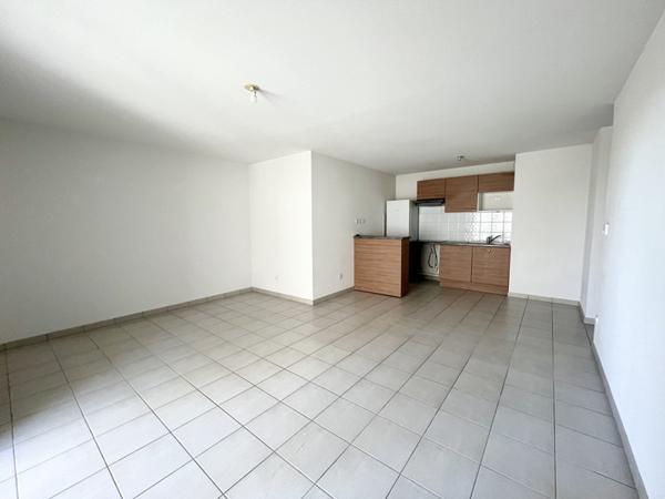 Appartement à louer 890 € CC Lormont 3 p 62 m² DPE B