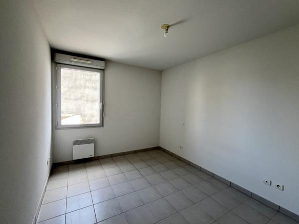 Appartement à louer 890 € CC Lormont 3 p 62 m² DPE B