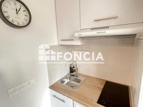 Location Studio meublé 18.34 m² - 53 AVENUE DE NOES Pessac 33600