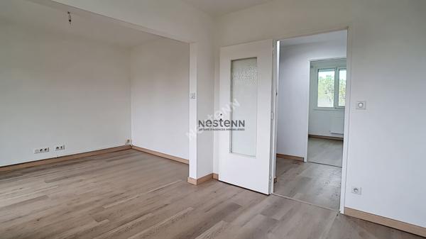 A VENDRE- Saint Martin d'Hères 4P+C avec possibilité de garage à 10min du campus à 2 minutes de la Rocade.