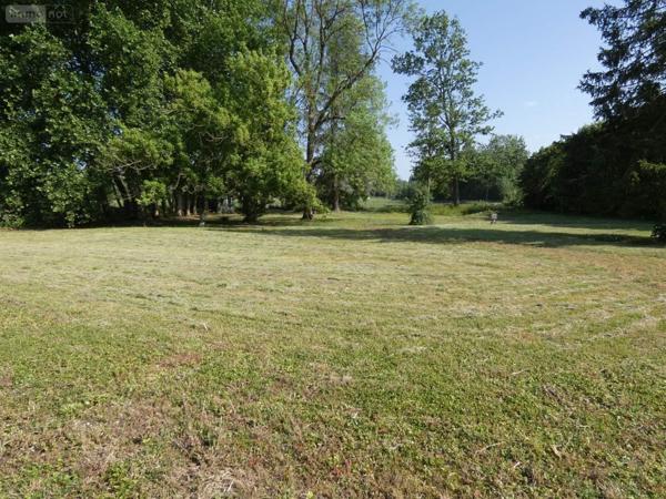Maison à vendre à Château-Porcien dans les Ardennes (08360), ref : 021/1971