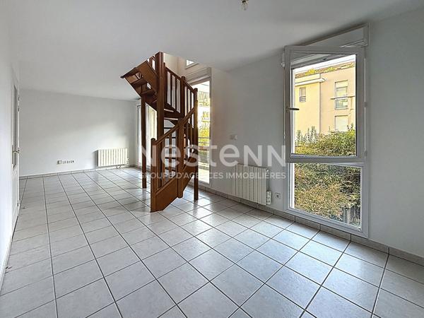 Grand Appartement Duplex 3 pièces secteur FORT DE BRON avec Terrasse - 69500 BRON