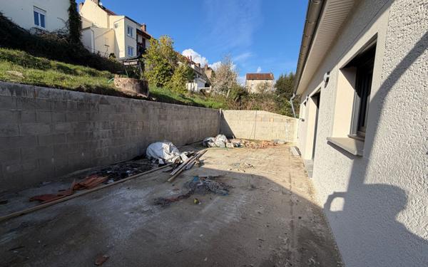 Maison à vendre    4 pièces •  Le Creusot