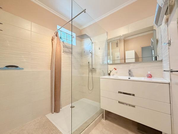 APPARTEMENT 2 PIECES