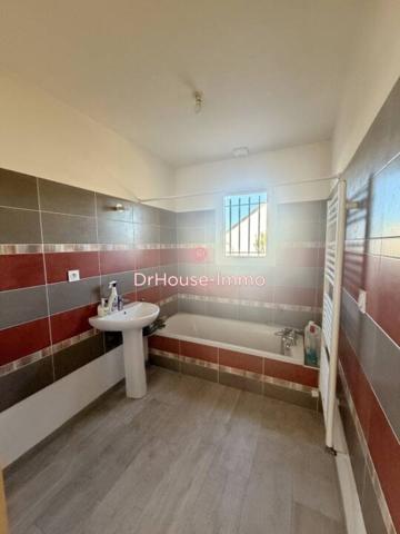 Maison à louer 3 pièces de 92 m²