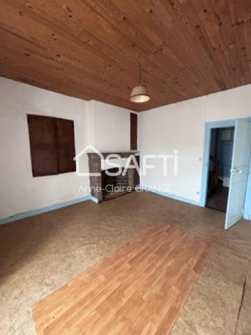 Maison de ville, proche de toute commodité