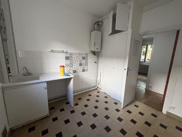 Appartement à louer 695 € CC Limoges 3 p 60 m² DPE