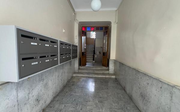 Appartement à vendre    4 pièces • 77,44 m2 Nice