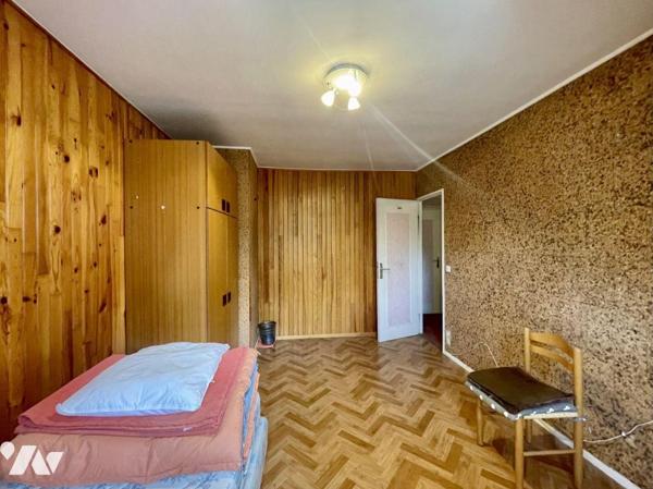 A VENDRE - LIMEIL-BREVANNES - Maison de 99 m2 (surface au sol de 133 m²) située dans le quartie...