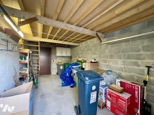 A VENDRE - LIMEIL-BREVANNES - Maison de 99 m2 (surface au sol de 133 m²) située dans le quartie...