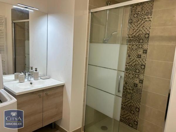 Appartement à louer 2 pièces 44.04m² Saint-Thibault-des-Vignes (77400)