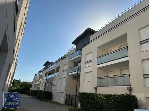 Appartement à louer 2 pièces 44.04m² Saint-Thibault-des-Vignes (77400)