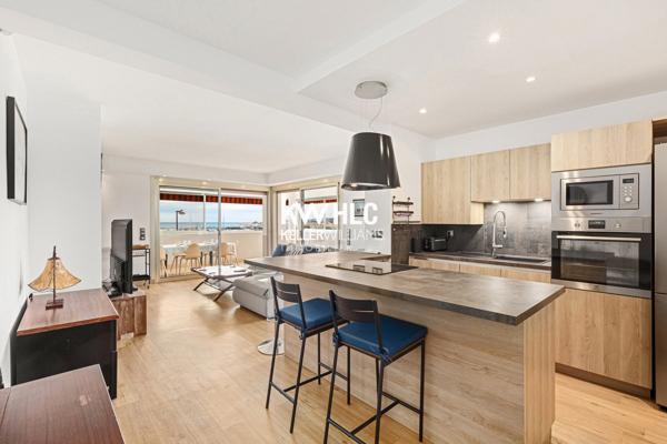 Appartement 4/5 pièces avec vue Port Vauban, mer et montagnes – Antibes