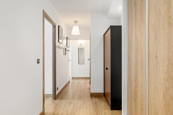 Appartement 4/5 pièces avec vue Port Vauban, mer et montagnes – Antibes