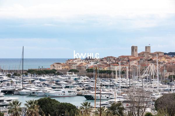 Appartement 4/5 pièces avec vue Port Vauban, mer et montagnes – Antibes