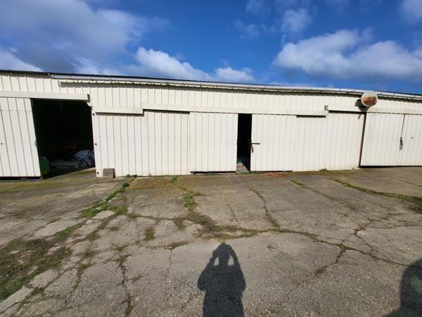 Bâtiment Derval 200 m2