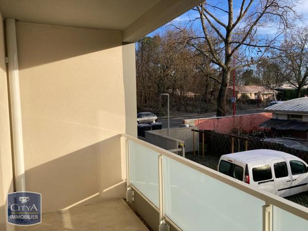 Appartement à louer 3 pièces 60.4m² Le Taillan-Médoc (33320)