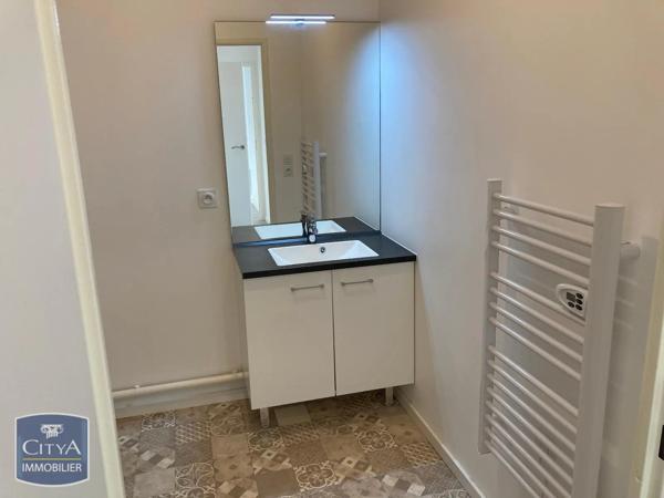 Appartement à louer 3 pièces 60.4m² Le Taillan-Médoc (33320)
