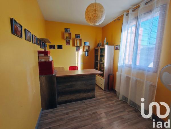 Maison traditionnelle 5 pièces de 120 m² à Asnières-sur-Oise (95270)