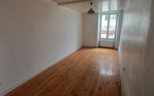 Appartement à vendre    5 pièces • 100,40 m2 Rives
