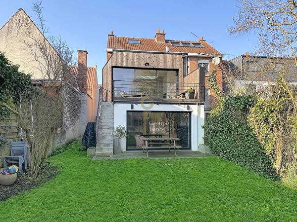 Superbe maison 5 ch et bureau à l'emplacement très recherché entre Mairie et Quesne