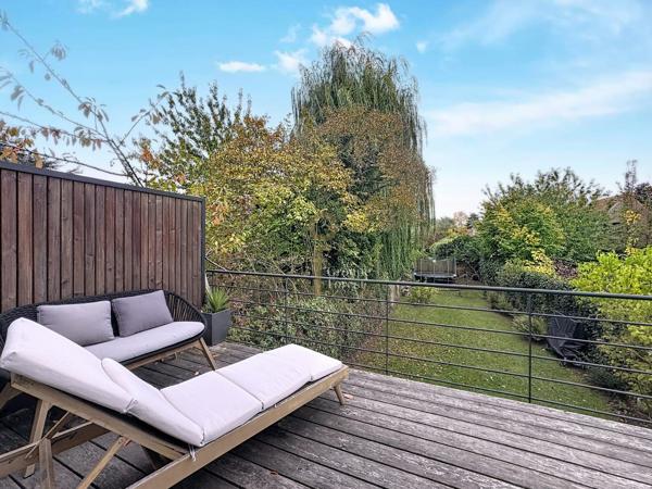 Superbe maison 5 ch et bureau à l'emplacement très recherché entre Mairie et Quesne