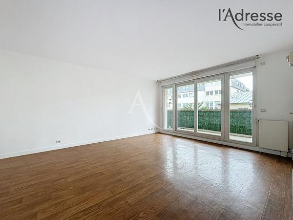 SURESNES/ Pasteur - Appartement 4 pièces 84m² - 1 Terrasse - 1 Balconnet - 1 Double Parking - 1 Cave