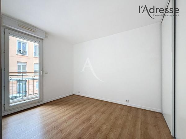 SURESNES/ Pasteur - Appartement 4 pièces 84m² - 1 Terrasse - 1 Balconnet - 1 Double Parking - 1 Cave