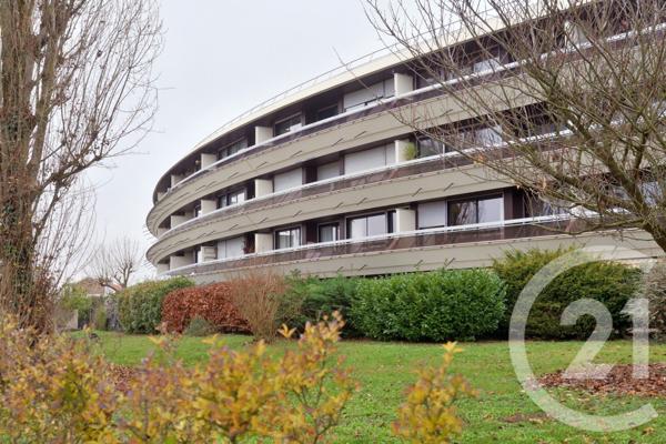 Appartement F5 à vendre  5 pièces - 98 m2 CROSNE - 91