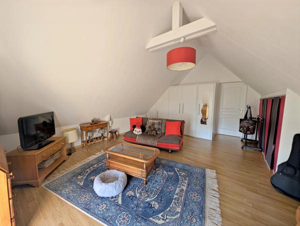 Magnifique maison en plein cœur d'herbignac - piscine-  5 chambres - Grand Terrain divisible