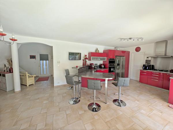 Magnifique maison en plein cœur d'herbignac - piscine-  5 chambres - Grand Terrain divisible