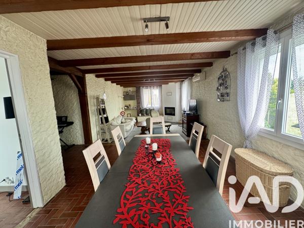 Maison à vendre 8 pièces 225 m² Saintes