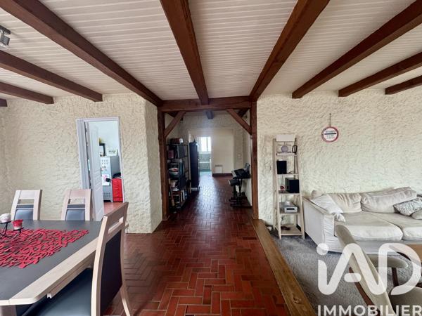 Maison à vendre 8 pièces 225 m² Saintes