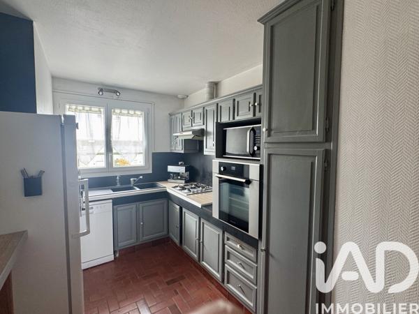 Maison à vendre 8 pièces 225 m² Saintes