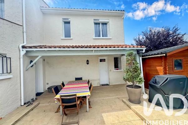 Maison à vendre 8 pièces 225 m² Saintes