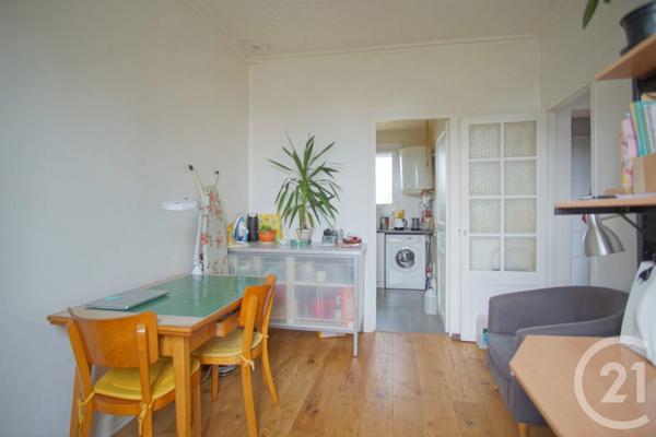 Appartement Studio à vendre  1 pièce - 32,90 m 2   NOISY LE GRAND  - 93