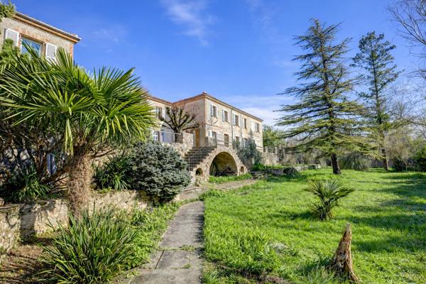 Vente Maison de luxe Gaillac 20 Pièces 550 m²