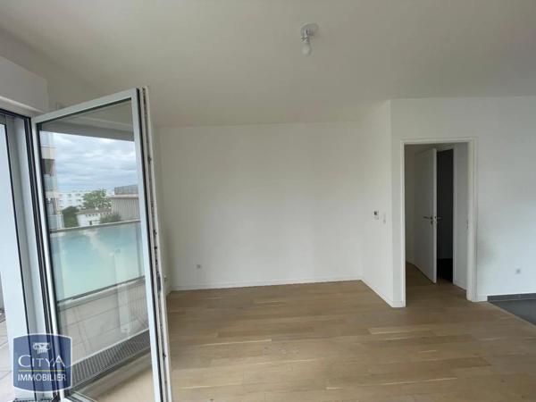 Appartement à louer 4 pièces 87.57m²