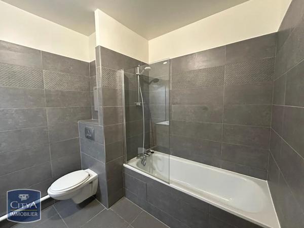 Appartement à louer 4 pièces 87.57m²