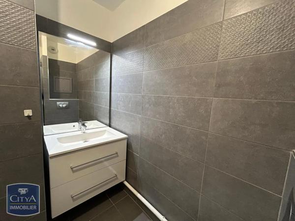 Appartement à louer 4 pièces 87.57m²