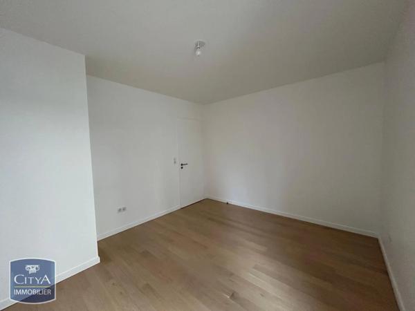 Appartement à louer 4 pièces 87.57m²