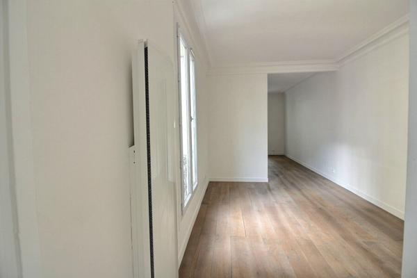 Appartement Paris 2 pièce(s) 43 m2