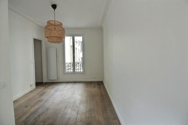 Appartement Paris 2 pièce(s) 43 m2