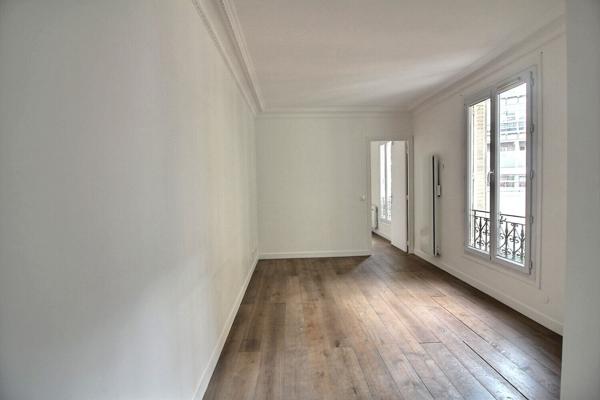 Appartement Paris 2 pièce(s) 43 m2