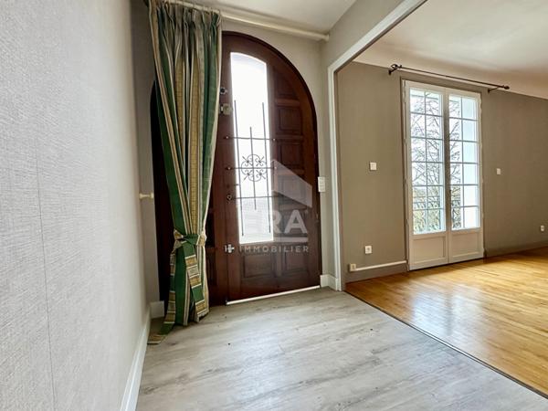 Maison Nersac 5 pièce(s) 134 m²