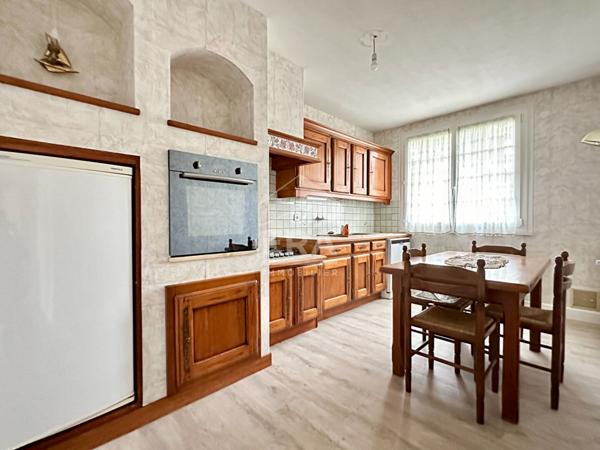 Maison Nersac 5 pièce(s) 134 m²